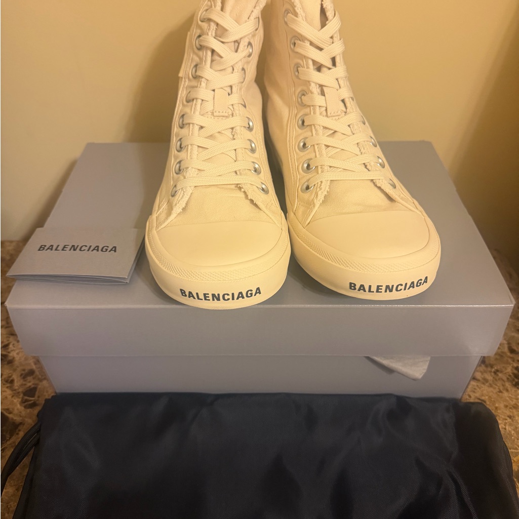 Balenciaga Paris High Top Sneakers In White New In Box Authentic